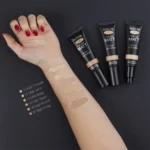 کرم پودر ایزادورا مدل natural MATT پوست چرب حجم 35 ميل