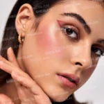 رژگونه مات و مخملی شیگلم Lightweight Matte Blush - Image 6